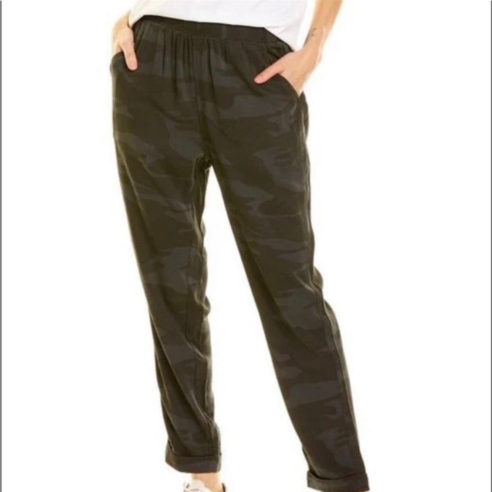 NWT👖 Splendid Women 'NIKITA' Camo Pants SZ-L